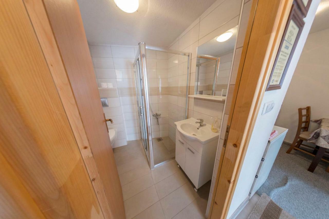 Apartment Resaa Bihac Luaran gambar